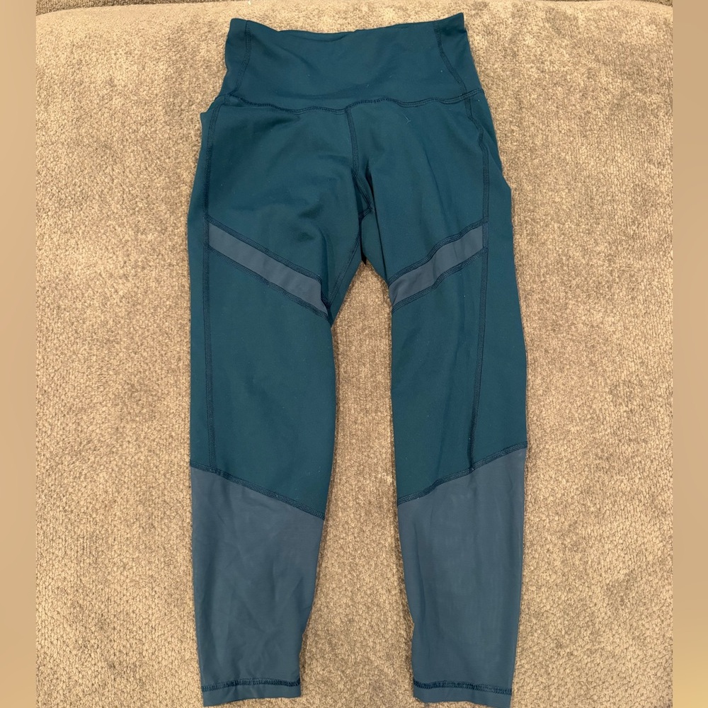 Old Navy teal mesh leggings